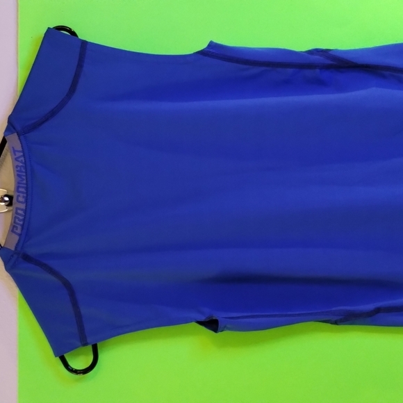 Nike Pro Combat Dry Fit Shirt - Picture 3 of 3